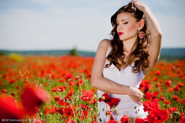 武汉江滩夜色，茶香醉人时光